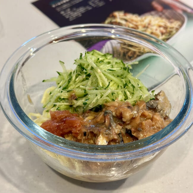 長谷川あかりさんの「サバみそ煮缶の和え麺」