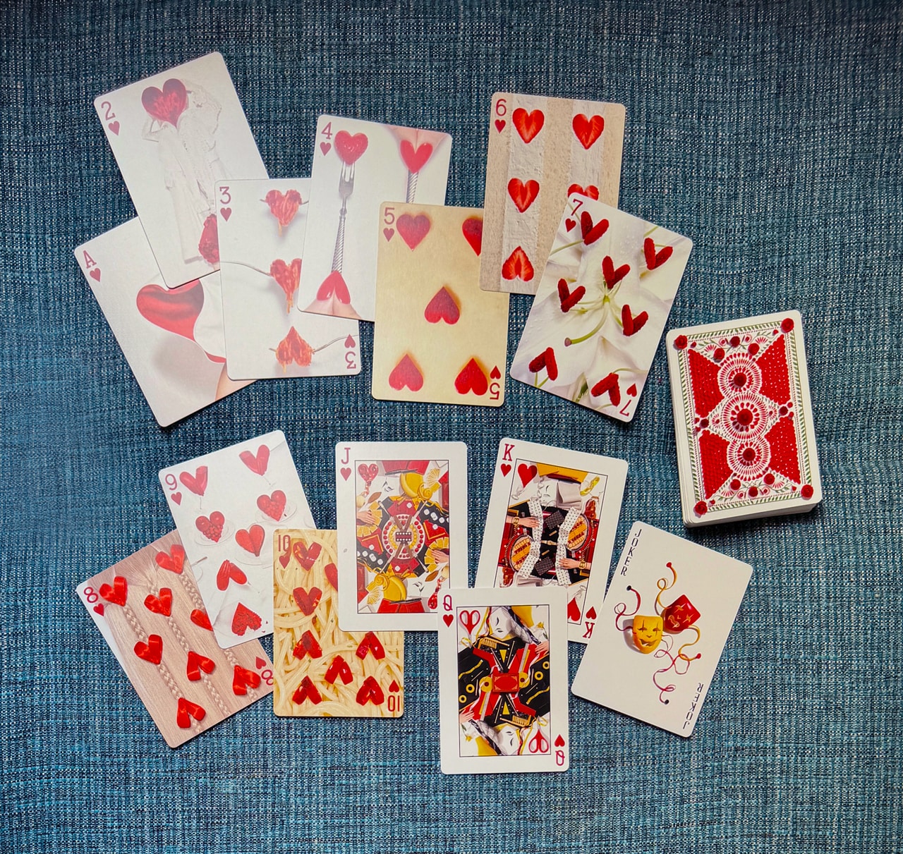 吉田ユニ展グッズ】「“Face to face”ミラー」と「“PLAYING CARDS