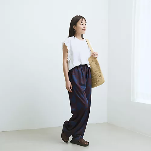 dahl'ia (ダリア)
【LEE別注】【洗える】ショート丈異素材切り替えトップス