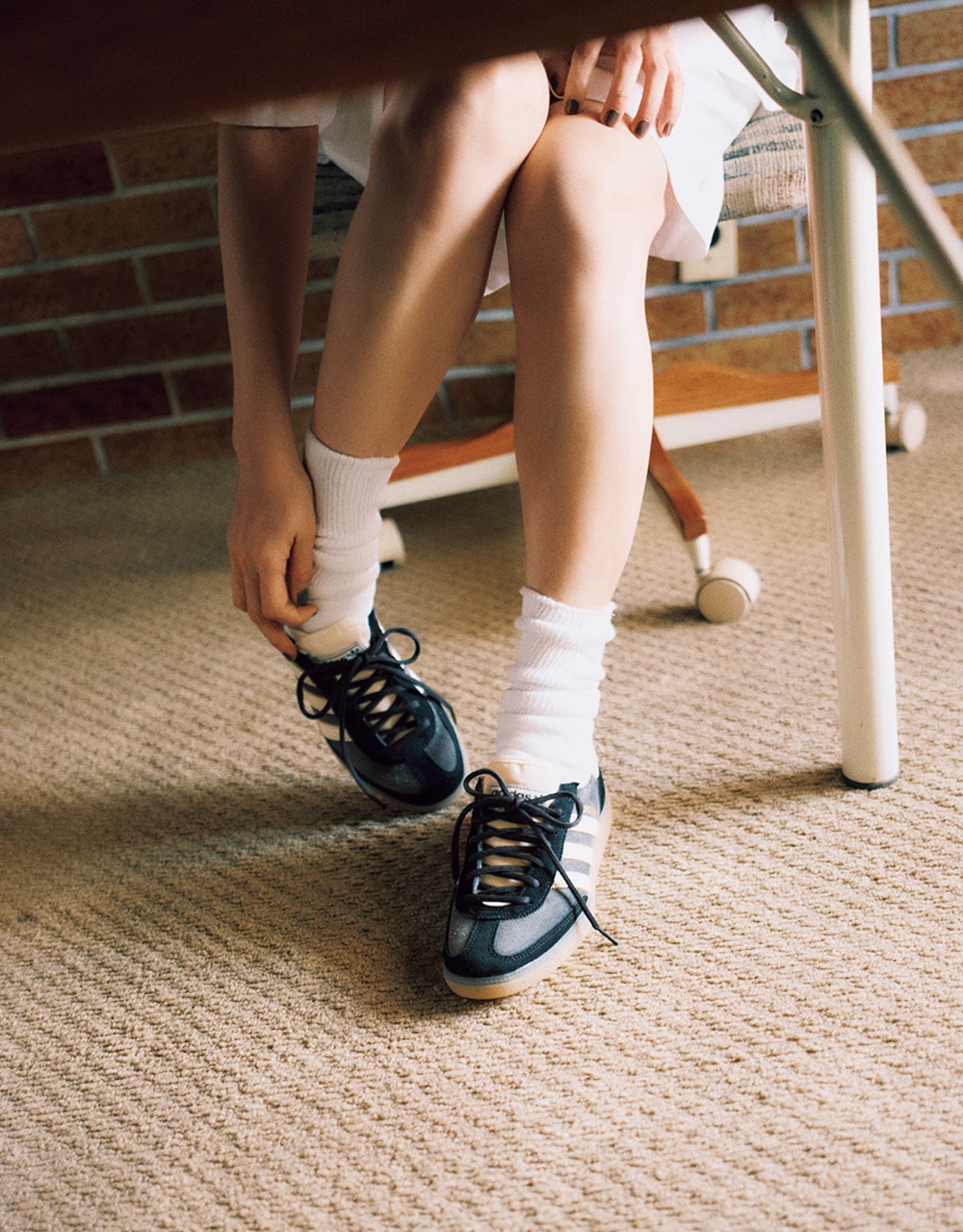 【adidas Originals(アディダス オリジナルス)】の「ロープロスニーカー」 ¥15950