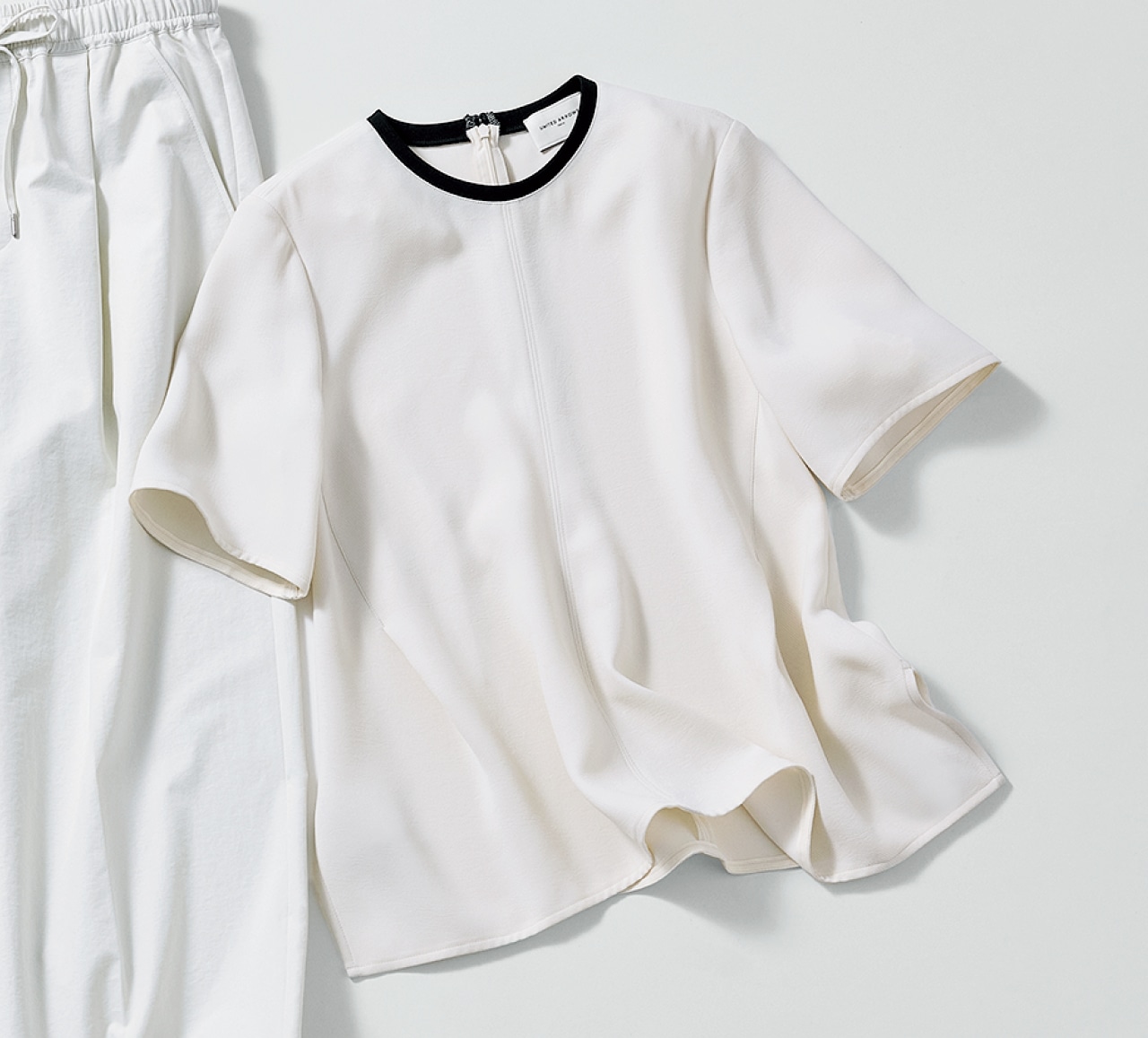 ブラウス￥19910／ユナイテッドアローズ 六本木ヒルズ店（ユナイテッドアローズ）