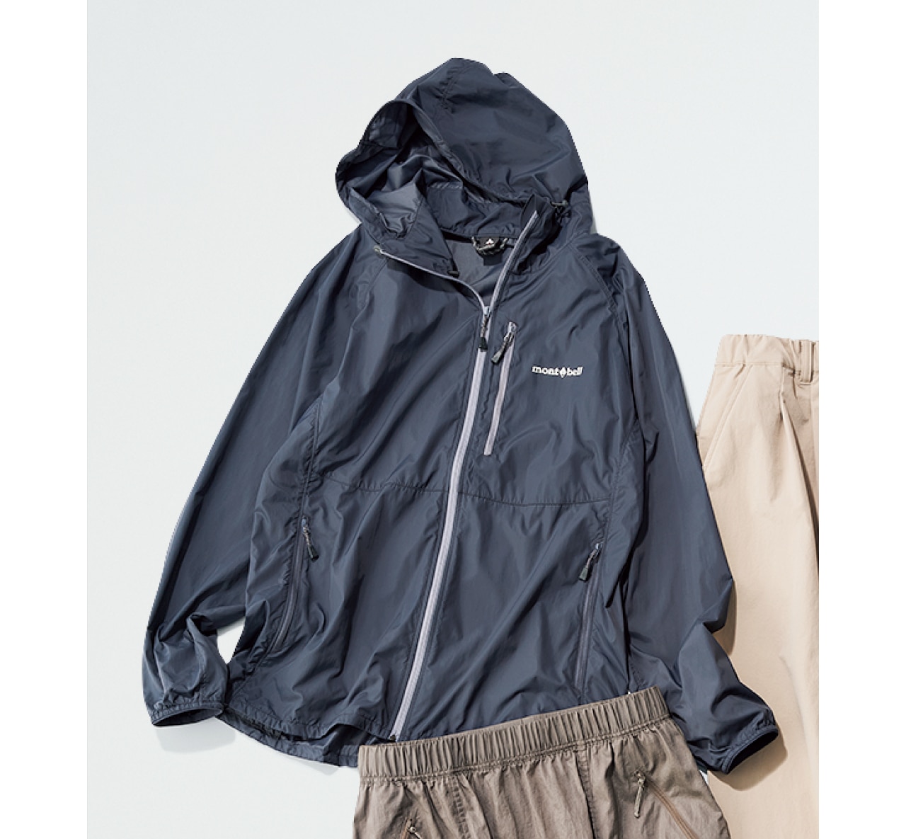 ジャケット￥8690／LEEマルシェ（モンベル）
