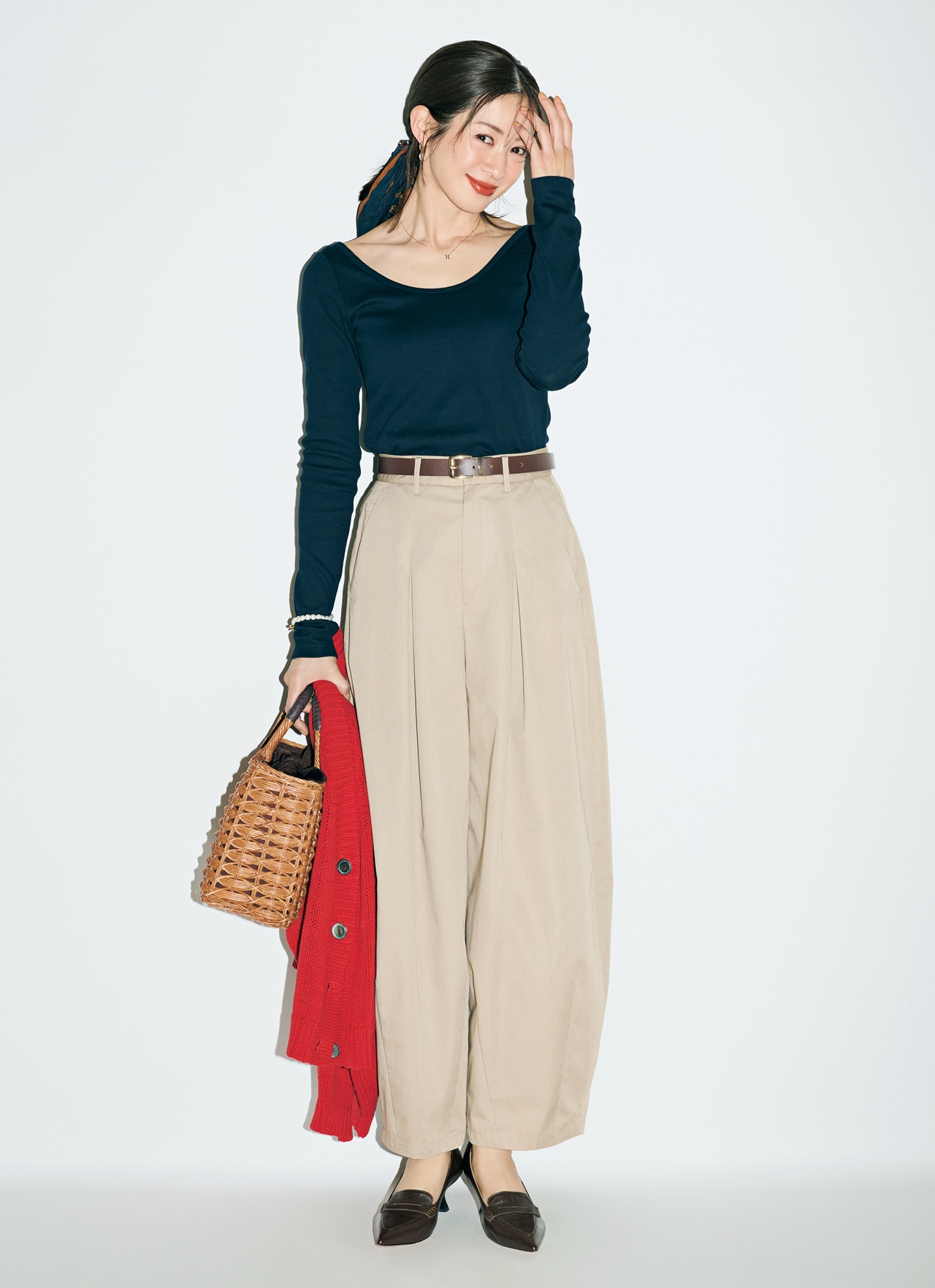 高垣麗子さんのパンツ￥13200／スローブ イエナ 自由が丘店（スローブ イエナ）のコーデ