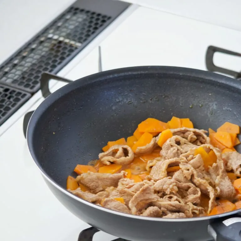 「にんじんと牛肉のプルコギ風」工程２