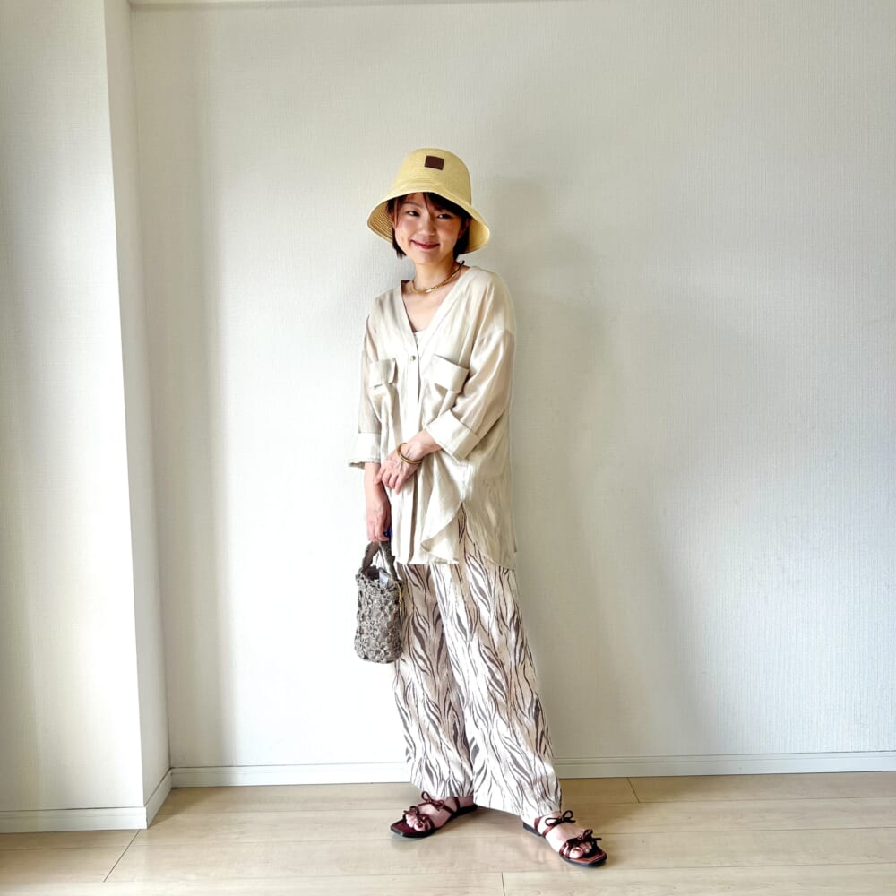 まねっこコーデ ファッション 6月号 シアーシャツ 柄パンツ