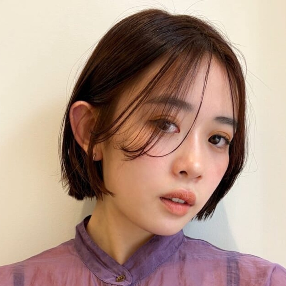 ふんわり長め前髪で小顔見えも叶うコンパクトボブ【大人の抜け感ショートボブ】アザーカット02