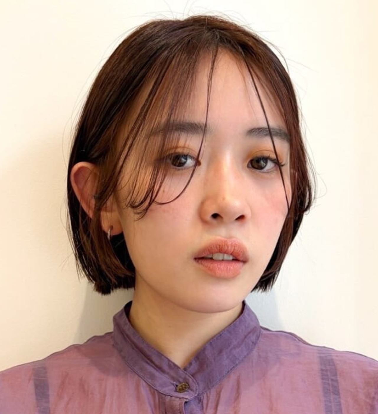 ふんわり長め前髪で小顔見えも叶うコンパクトボブ【大人の抜け感ショートボブ】メインカット