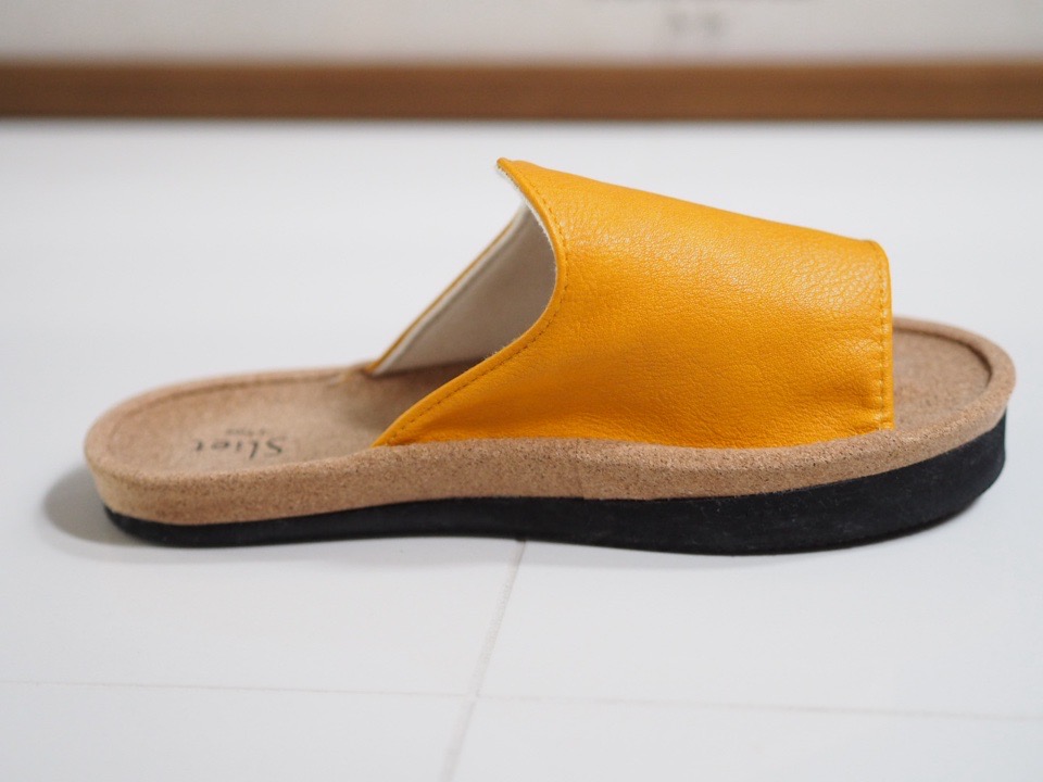 健康サンダルを横からみたところ