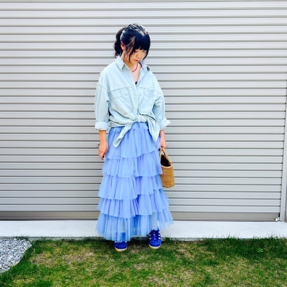 Ameri ASYMMETRY TIERED TULLE SKIRT
Spick & Span ブリーチデニムルーズシャツ