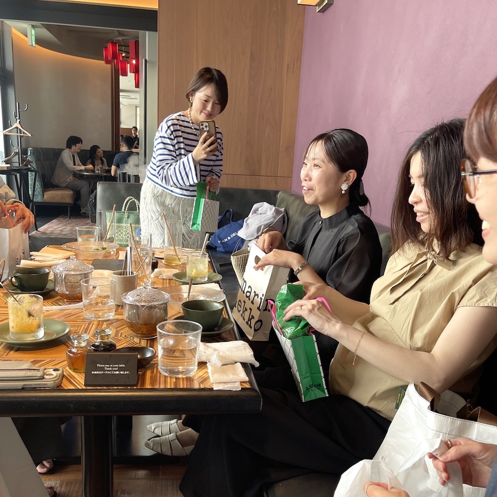 横浜ランチ 100人隊