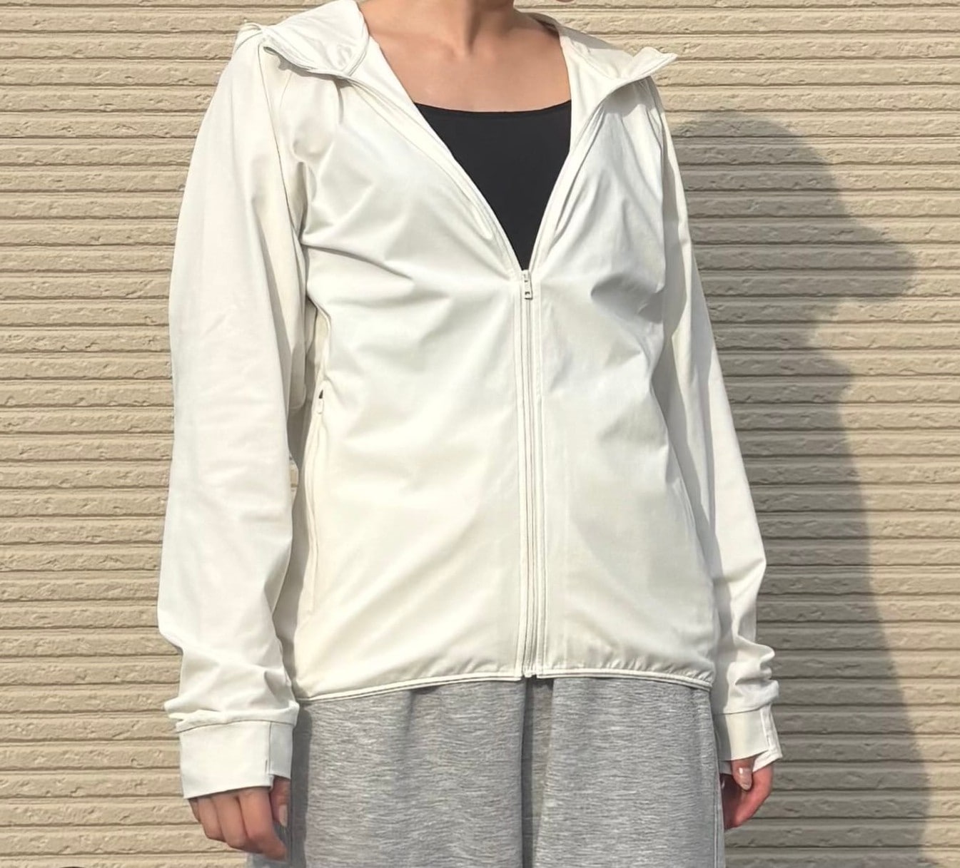 ユニクロ MEN ドライEXUVカットフルジップパーカ 01 OFF WHITE