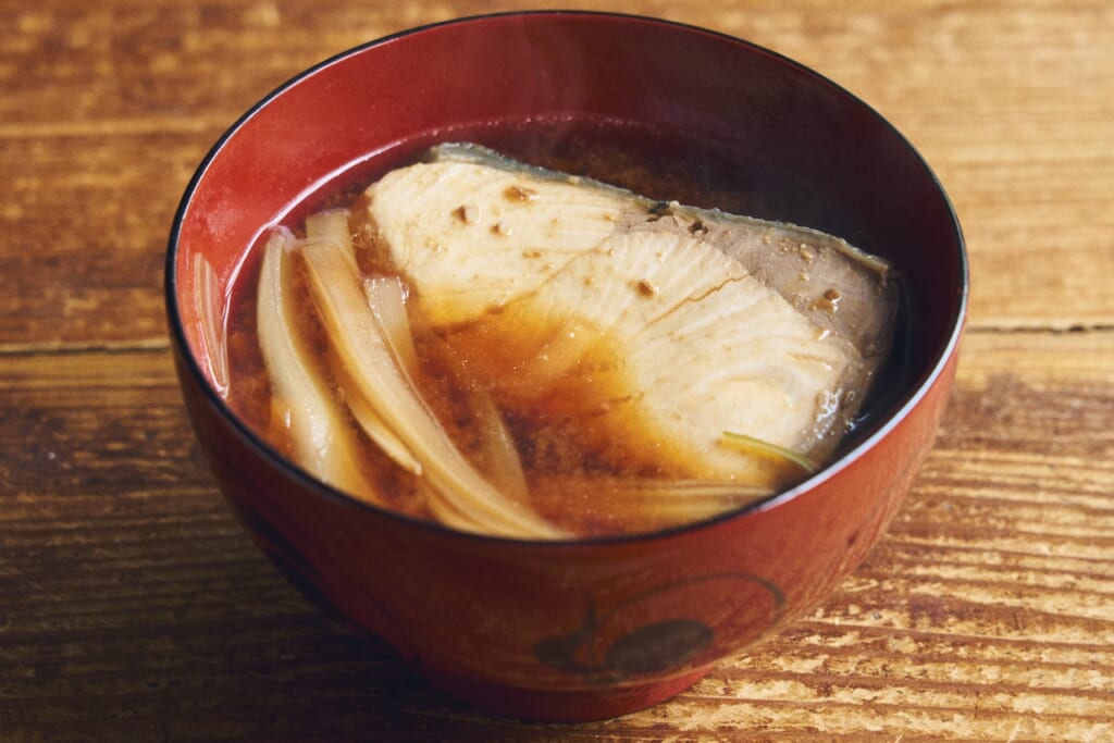 今井真実さん　セロリとぶりのお味噌汁
