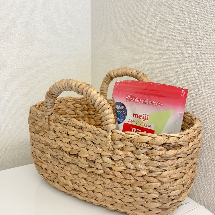 電子レンジの上に