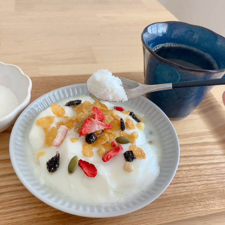 ヨーグルトにかける