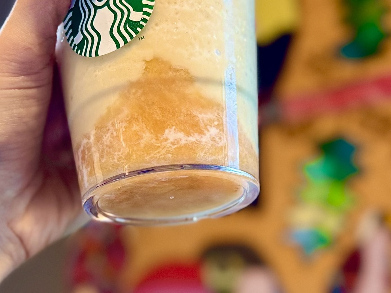 スターバックス「ハニー バナナ フラペチーノ®」カップ底