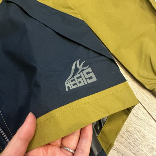 ワークマン　BAG IN ジュニアレインジャケット