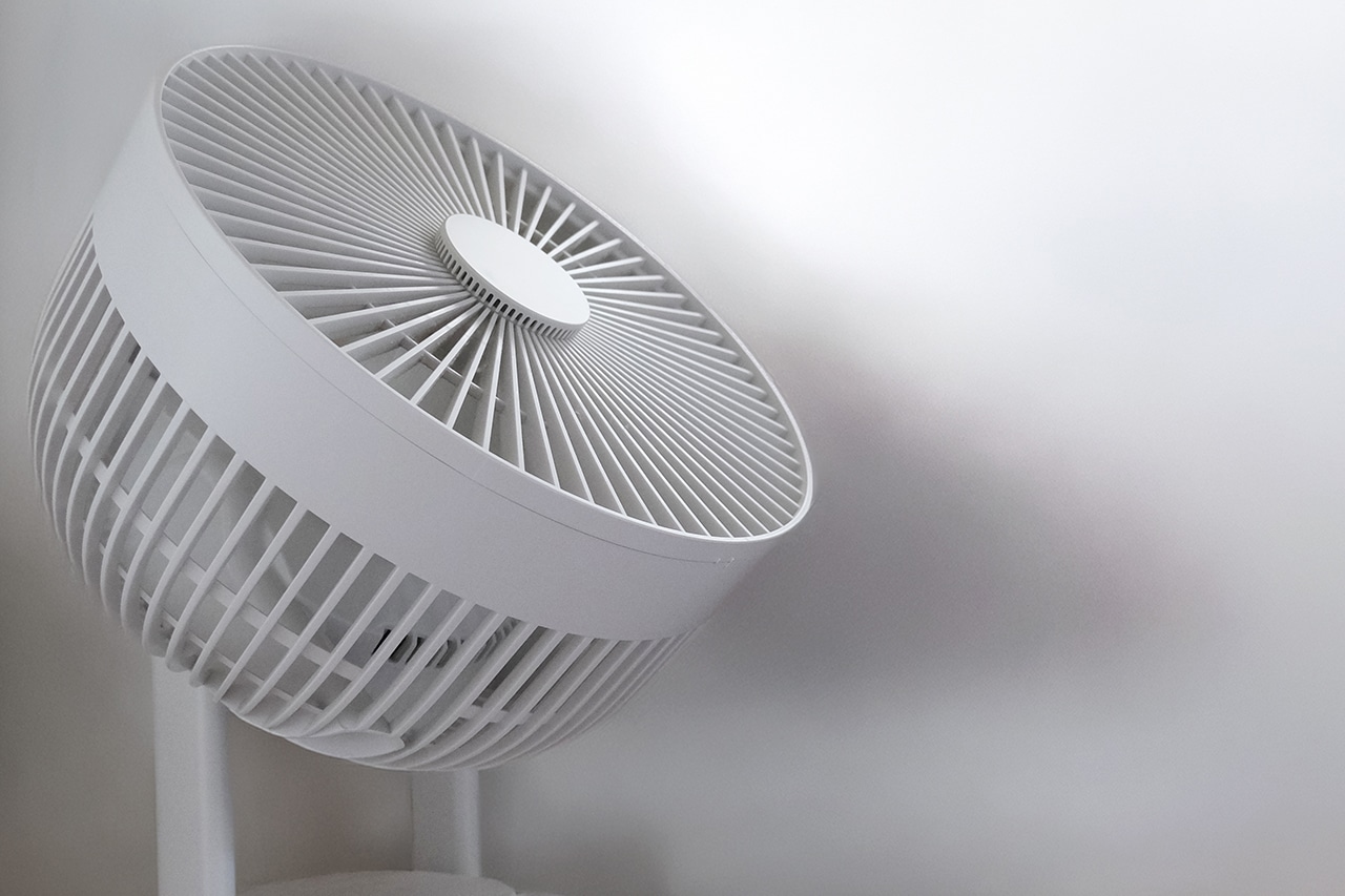 360度首振り機能付きサーキュレーター6畳　使用シーン