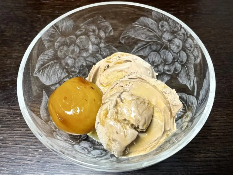 「梅アールグレイ」チョコレートアイスクリームに添えて