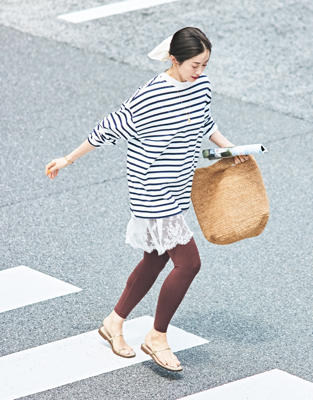 ボーダートップス+New Balance のレギンスコーデ 高垣麗子さん