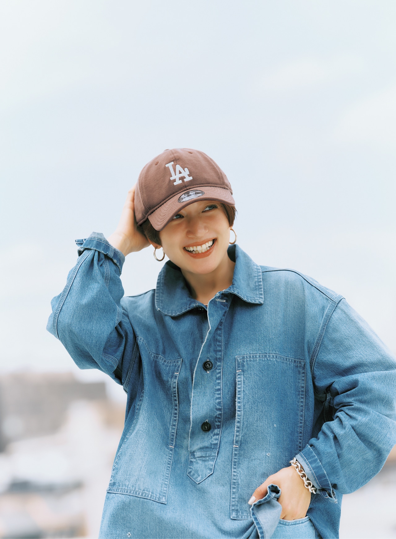 高山都さんの20th Anniv. LEE限定 REMI RELIEF (レミ レリーフ)【LEEマルシェ20th別注】NEW ERA別注キャップのコーデ
