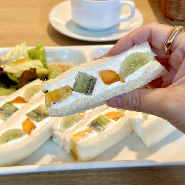 果実園リーベルのモーニング　みなとみらい