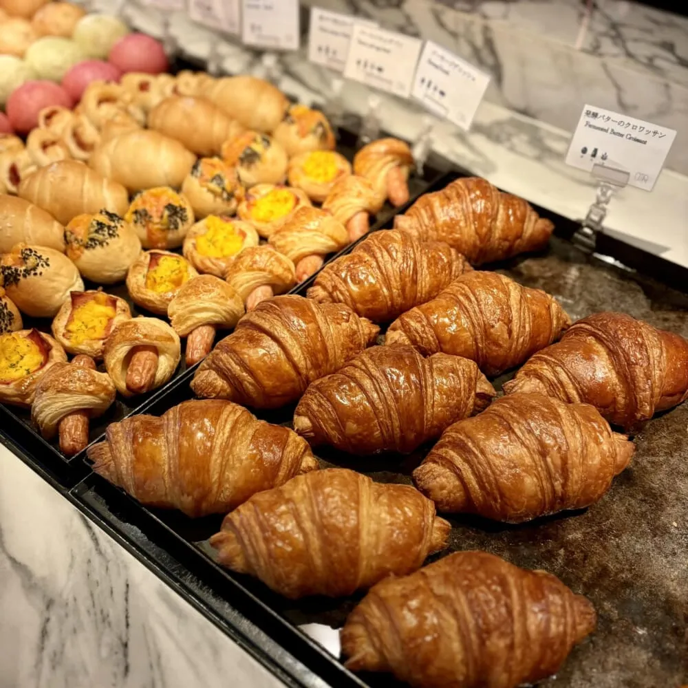 大阪「サントル・エム」ランチビュッフェのパン