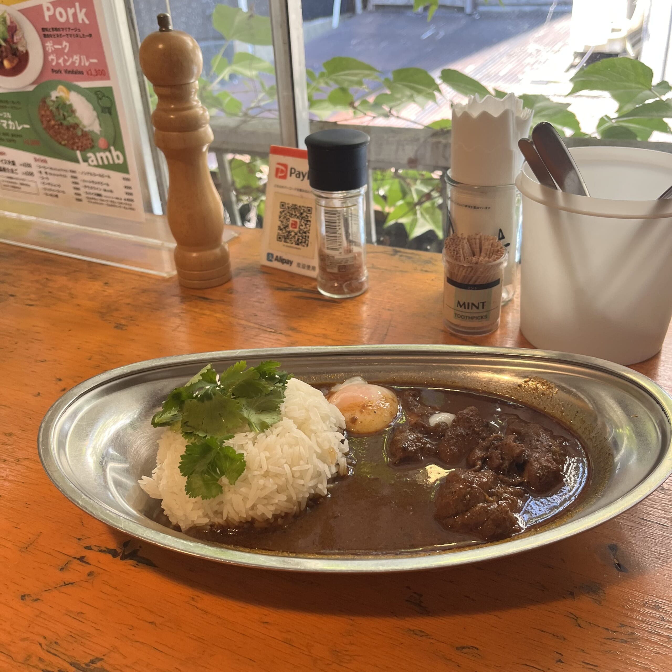 スパイスカレー探訪！隠れ家的「路地裏カレーTiki」を楽しもう