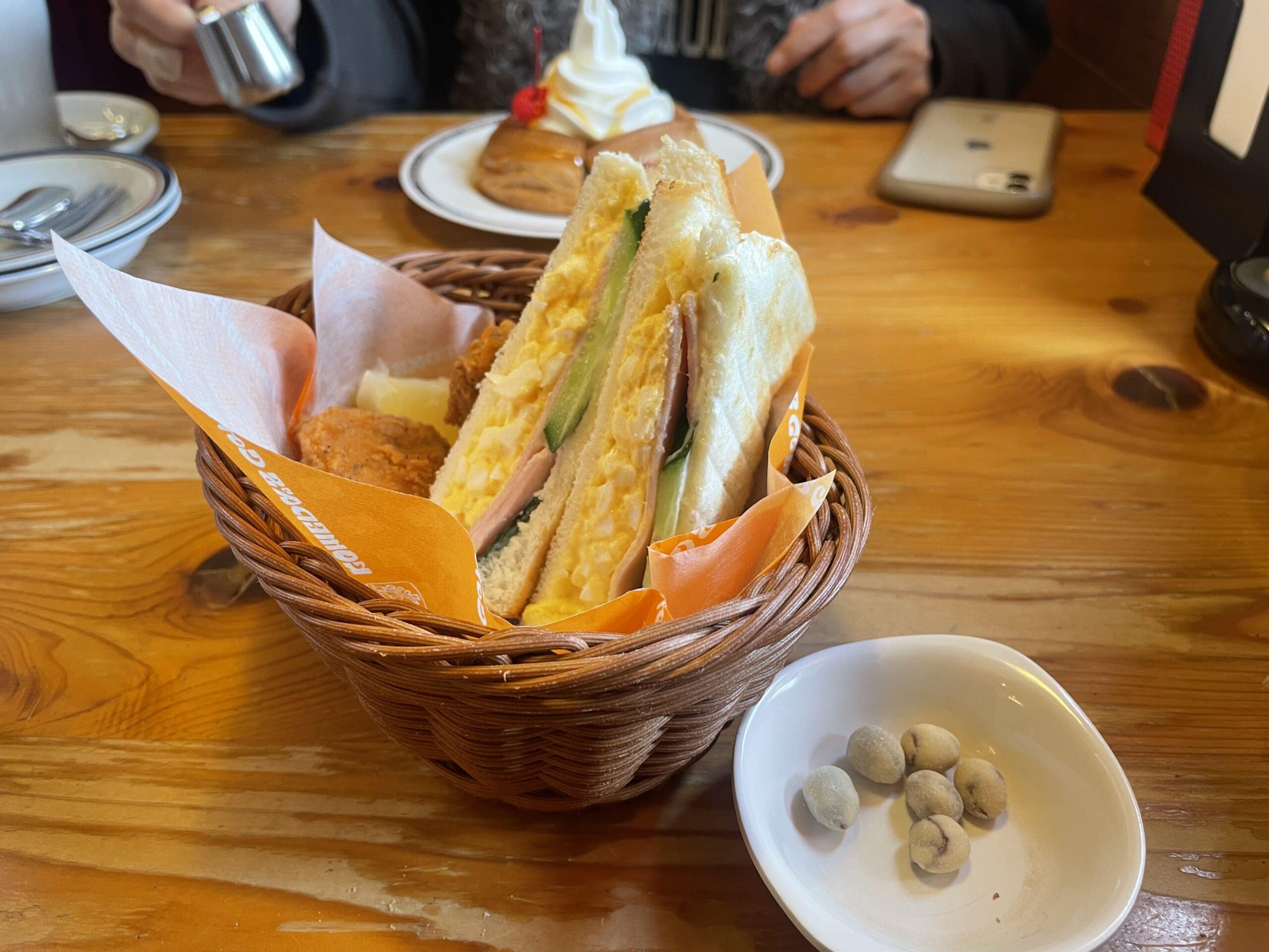 コメダ珈琲店のミニコメバスケット
