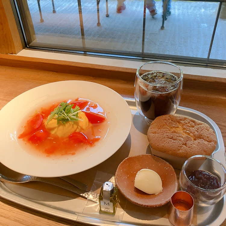 オムライス できたてカステラ