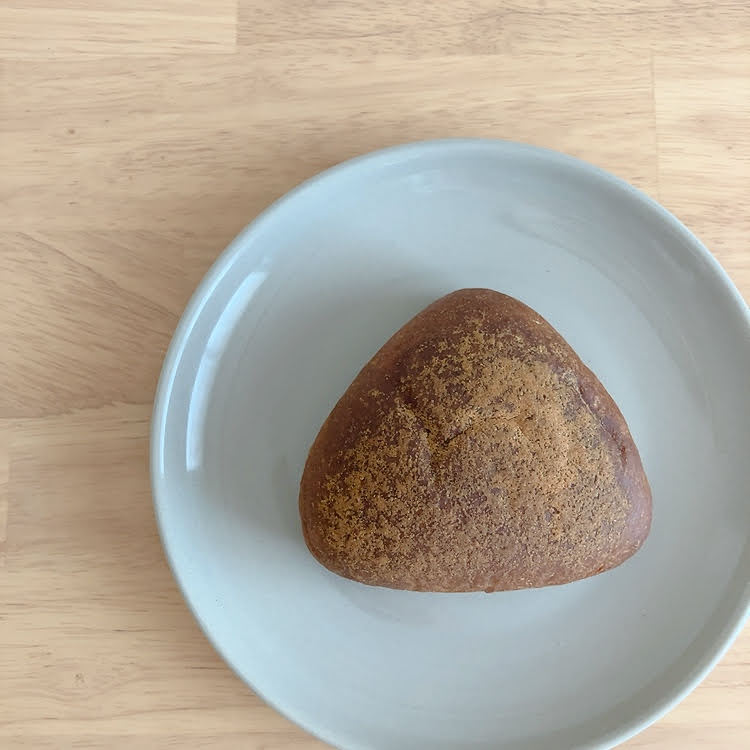 ほうじ茶と黒豆のパン 全体