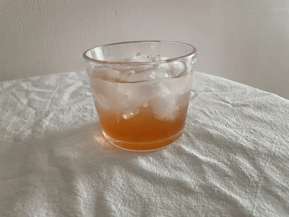 「プラムシロップ」完成 水や炭酸水で割ったもの