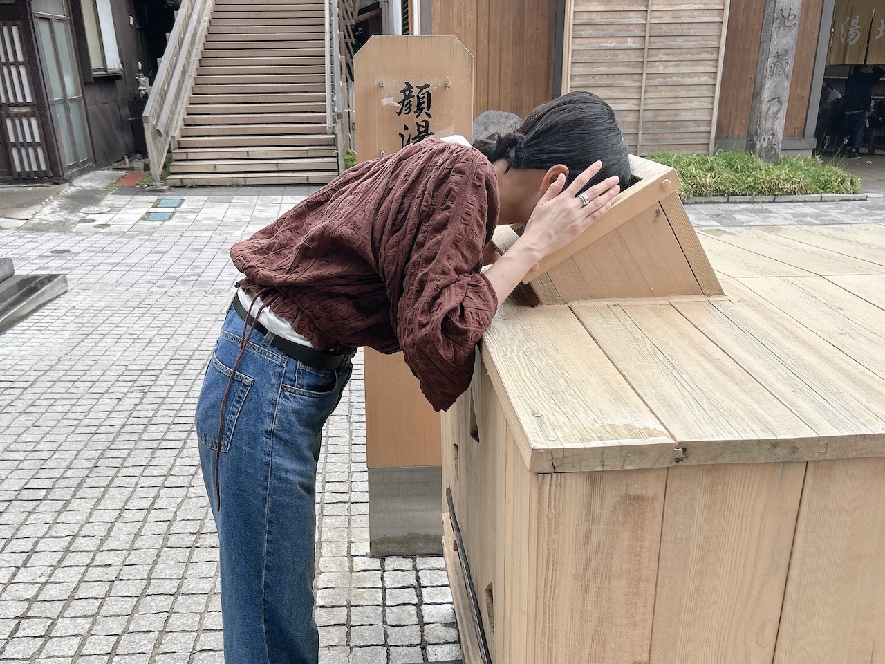 草津の顔湯を利用しているところ