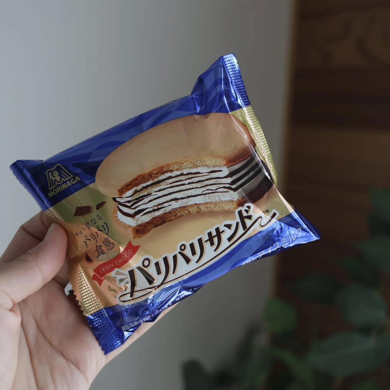 森永製菓「パリパリサンド」