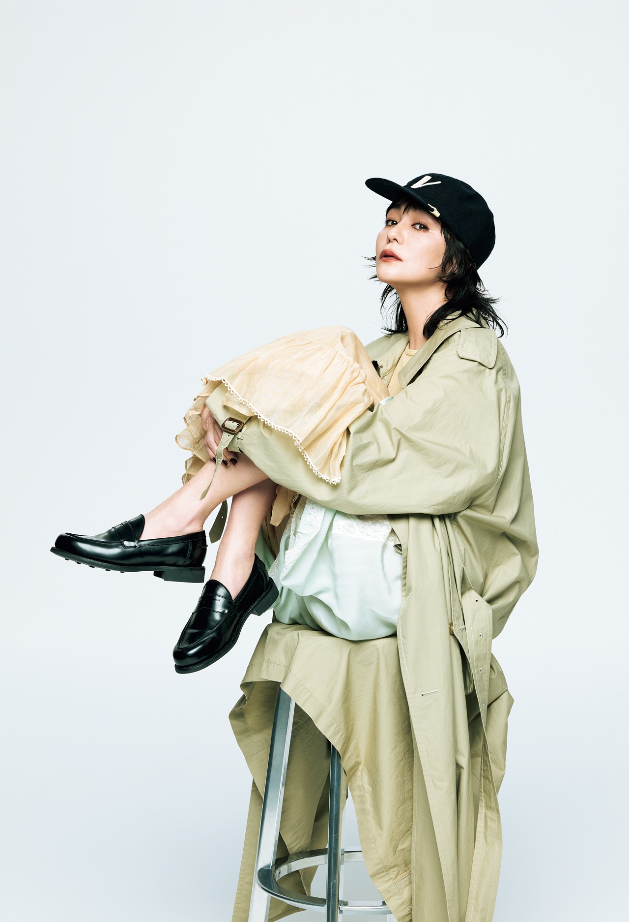 竹下玲奈さんのサンダースのローファー