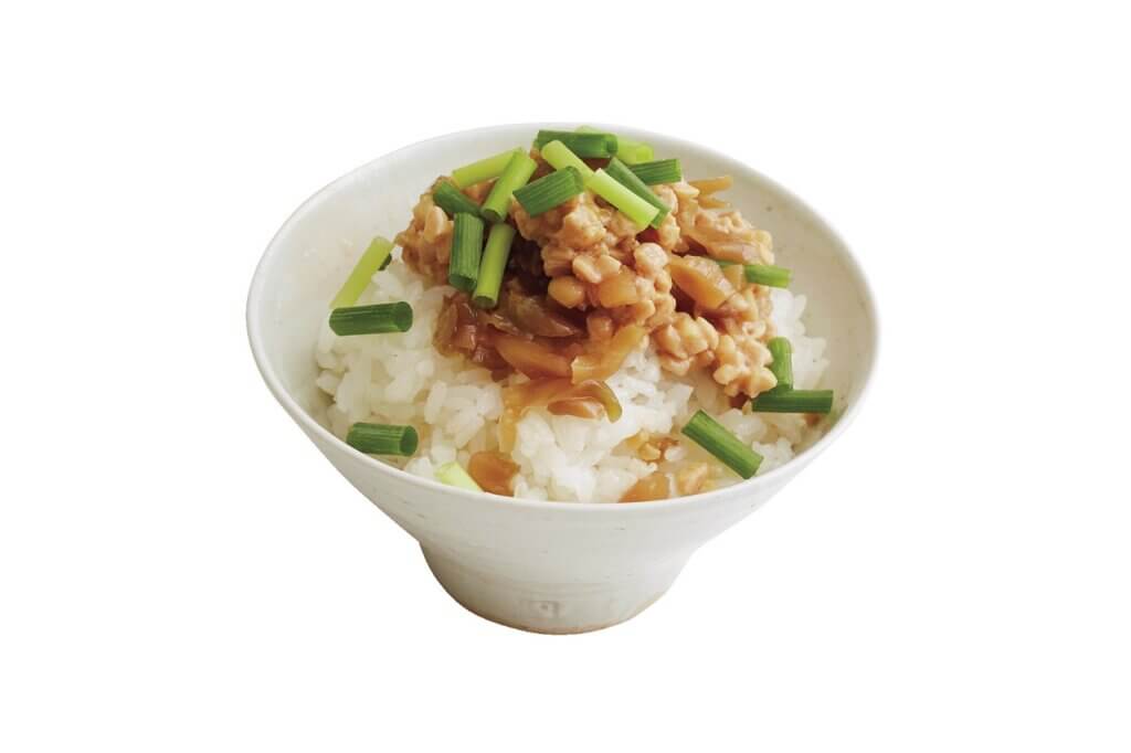 「納豆ザーサイねぎのっけごはん」レシピ／ワタナベマキさん