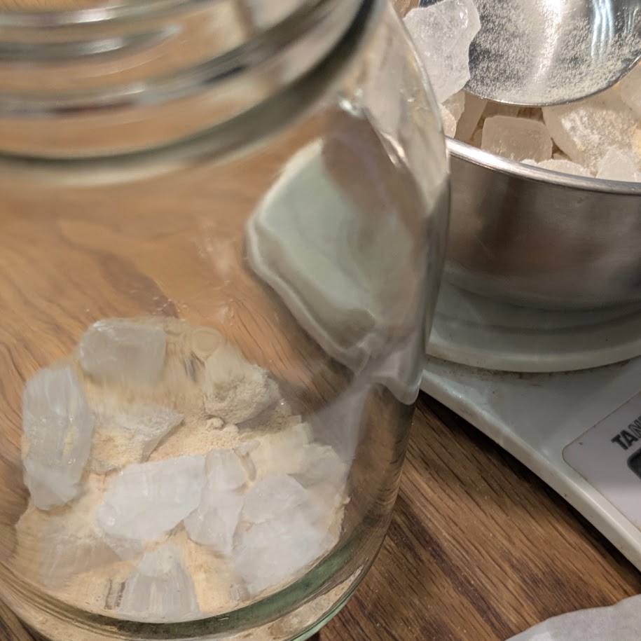 露茜 梅シロップ 氷砂糖工程