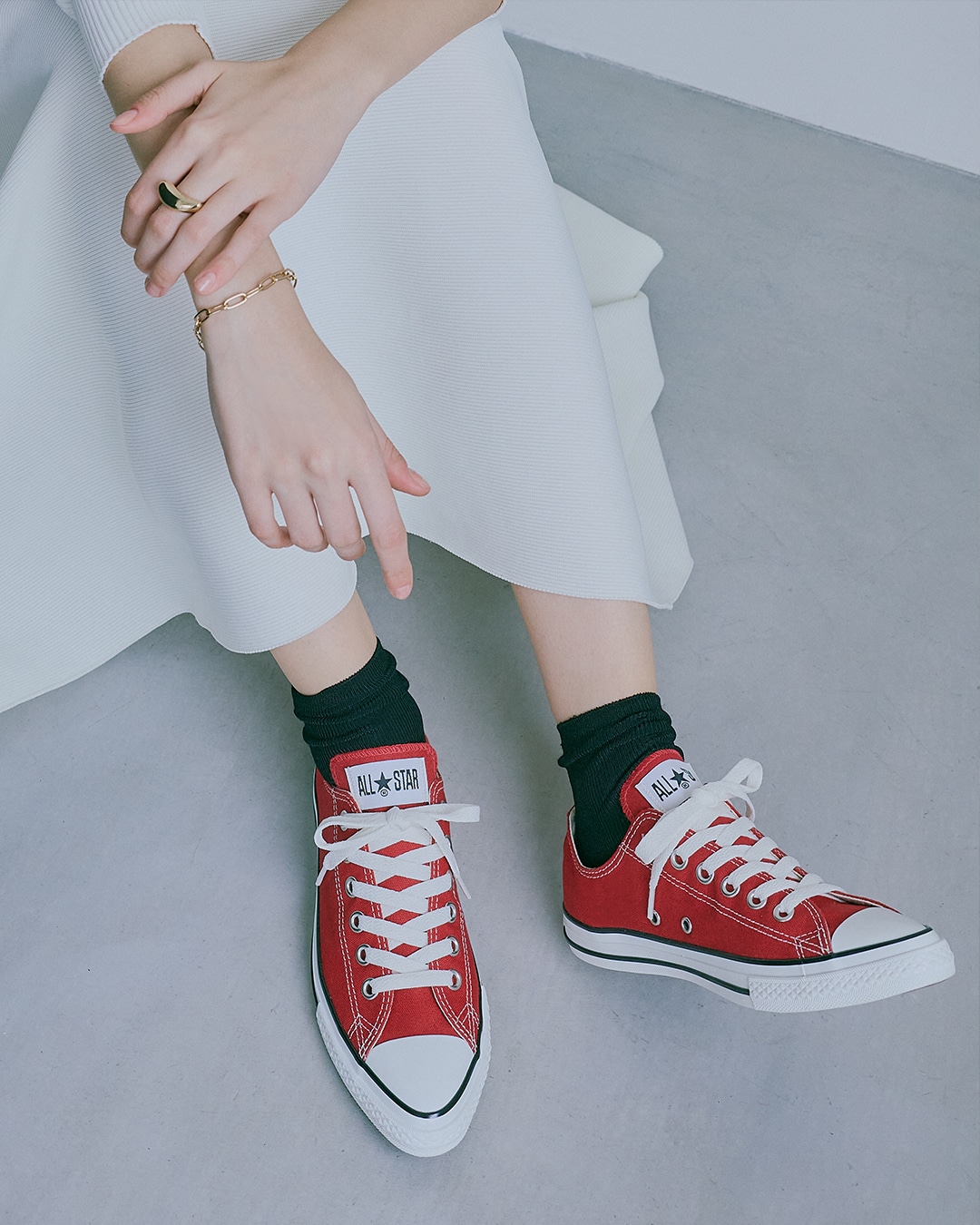 「ALL STAR POINTEDTOE OX」クラシックレッド　モデル着用