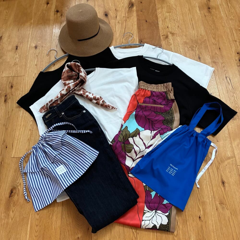 12closetのUSAコットンTシャツ2種類・白黒計4枚と、手持ち服