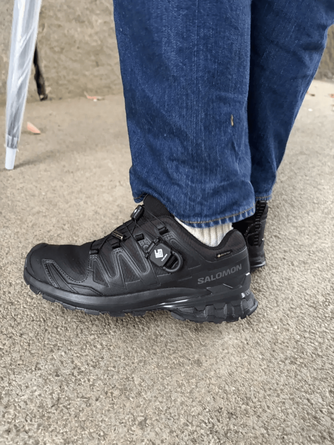 サロモン「XA PRO 3D V9 GORE-TEX」履いた足元