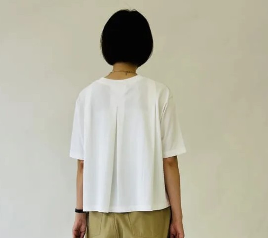 12closet
【洗える】後ろタックフレアT
