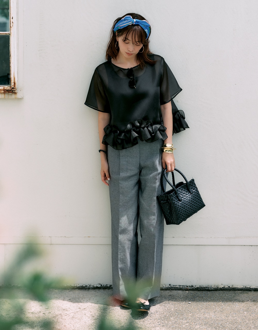 【黒のシアーブラウス コーデ】BRAND：LOULOU WILLOUGHBY（ルル・ウィルビー）蛯原友里さん