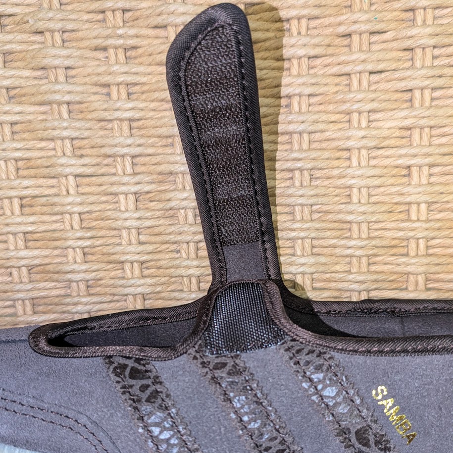 adidasメリージェーン　LEEマルシェ　特徴