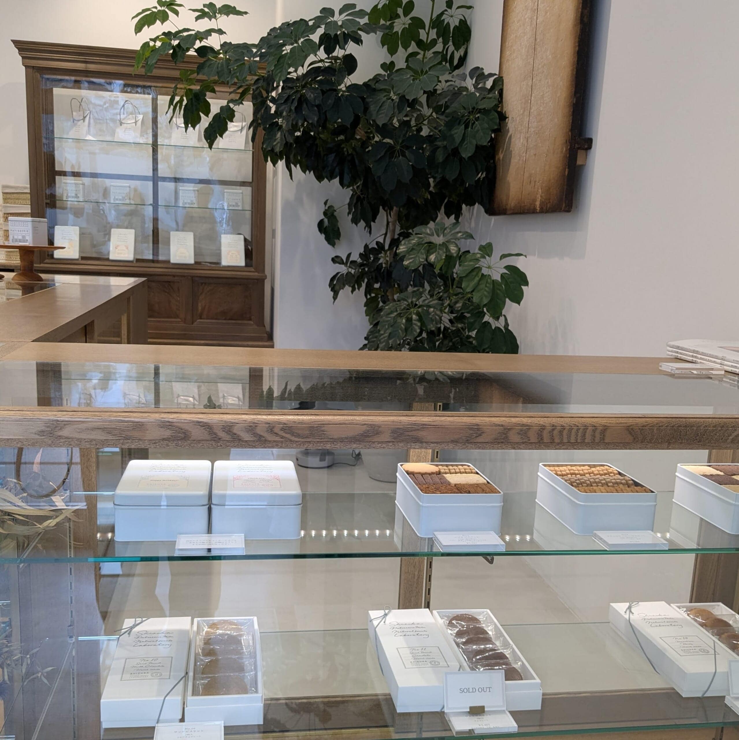 シヅカ洋菓子店　店内