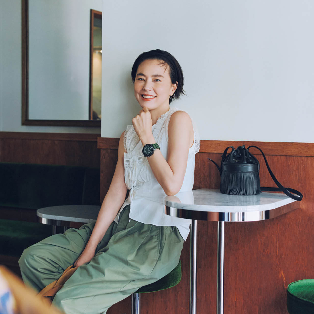浅見れいなさん/ハンサム顔のスポーツウォッチで手元に「意外性」をトッピング