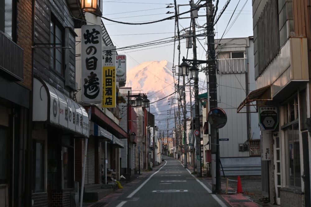 山梨 富士吉田 西裏7