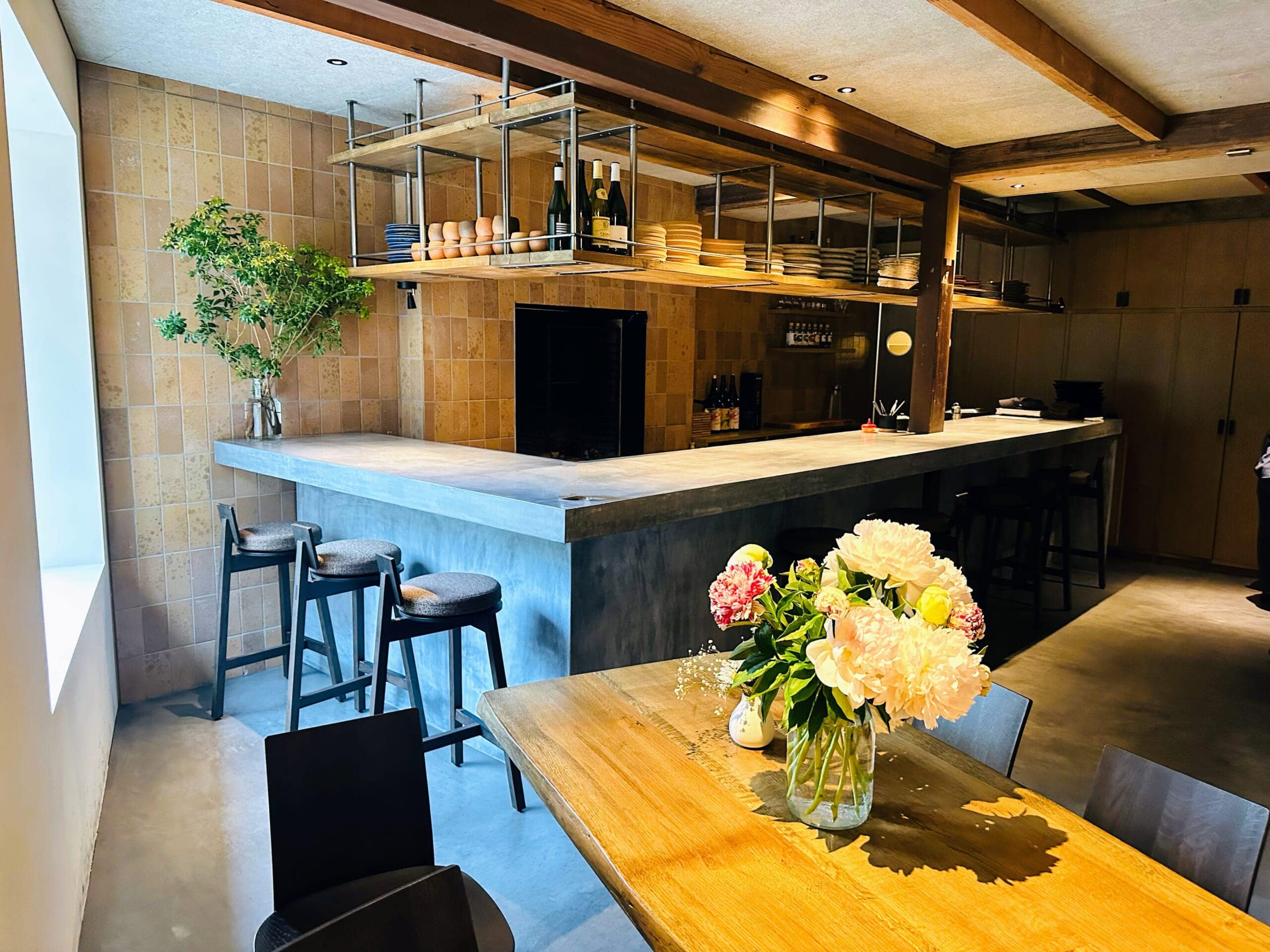 薪火フレンチ〈mont restaurant〉