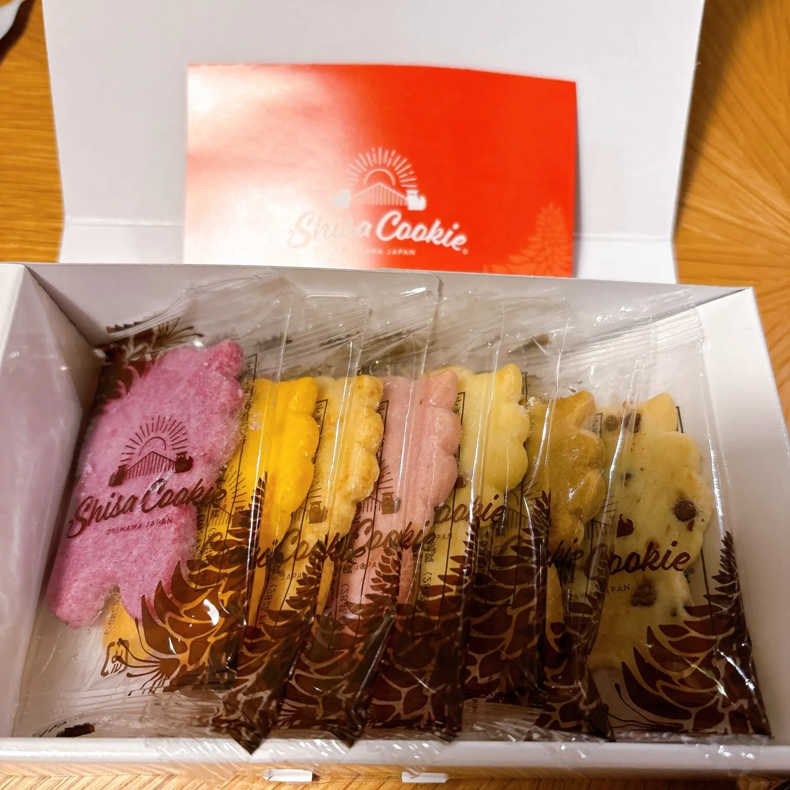 「シーサークッキー」アソート8枚入　中身