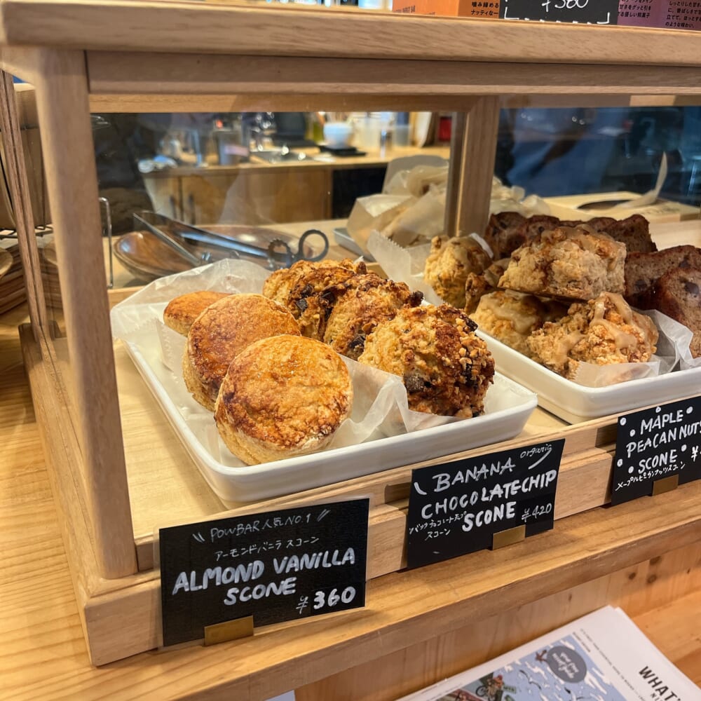 ニセコ ThePOWBARcafe スコーン