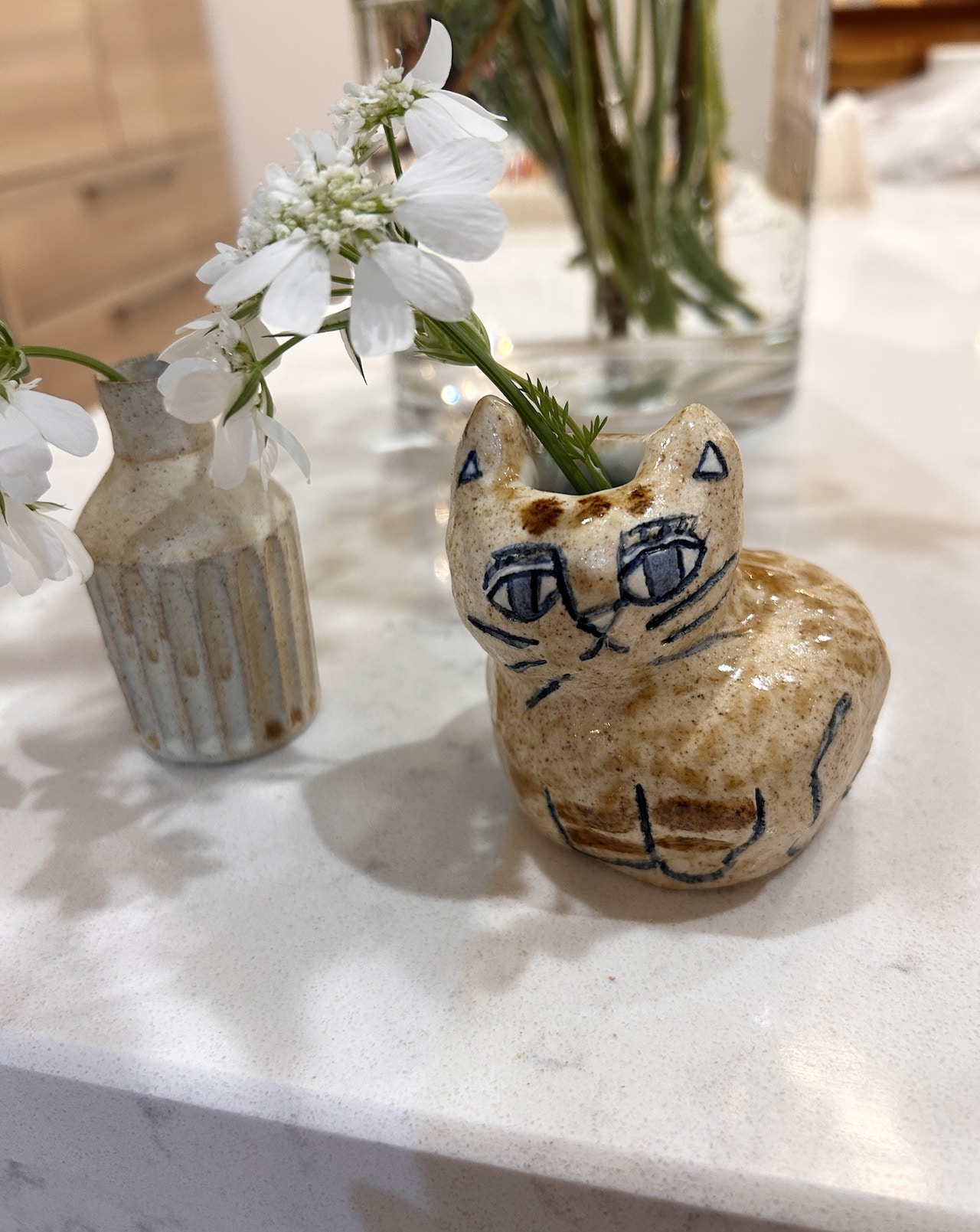 大柳暁さんの猫のフラワーベース