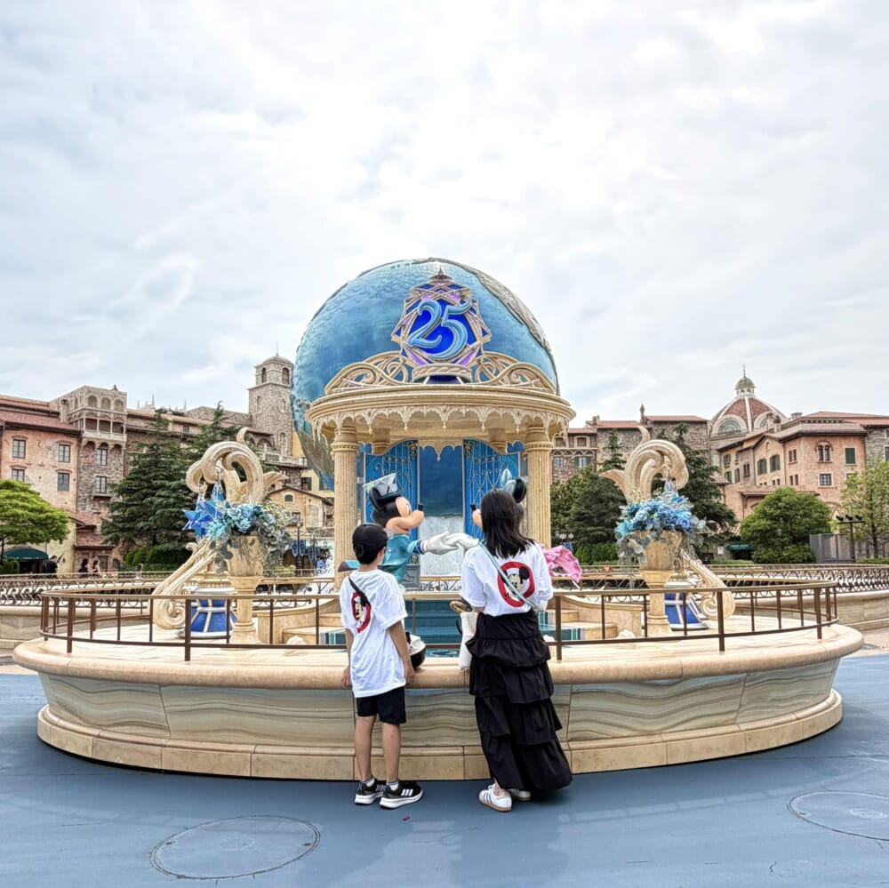 ディズニーコーデ 親子 ユニクロ